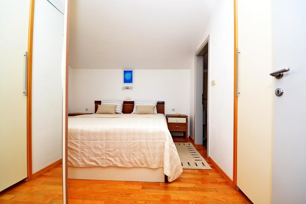Apartments Andreja Kozino Exterior photo